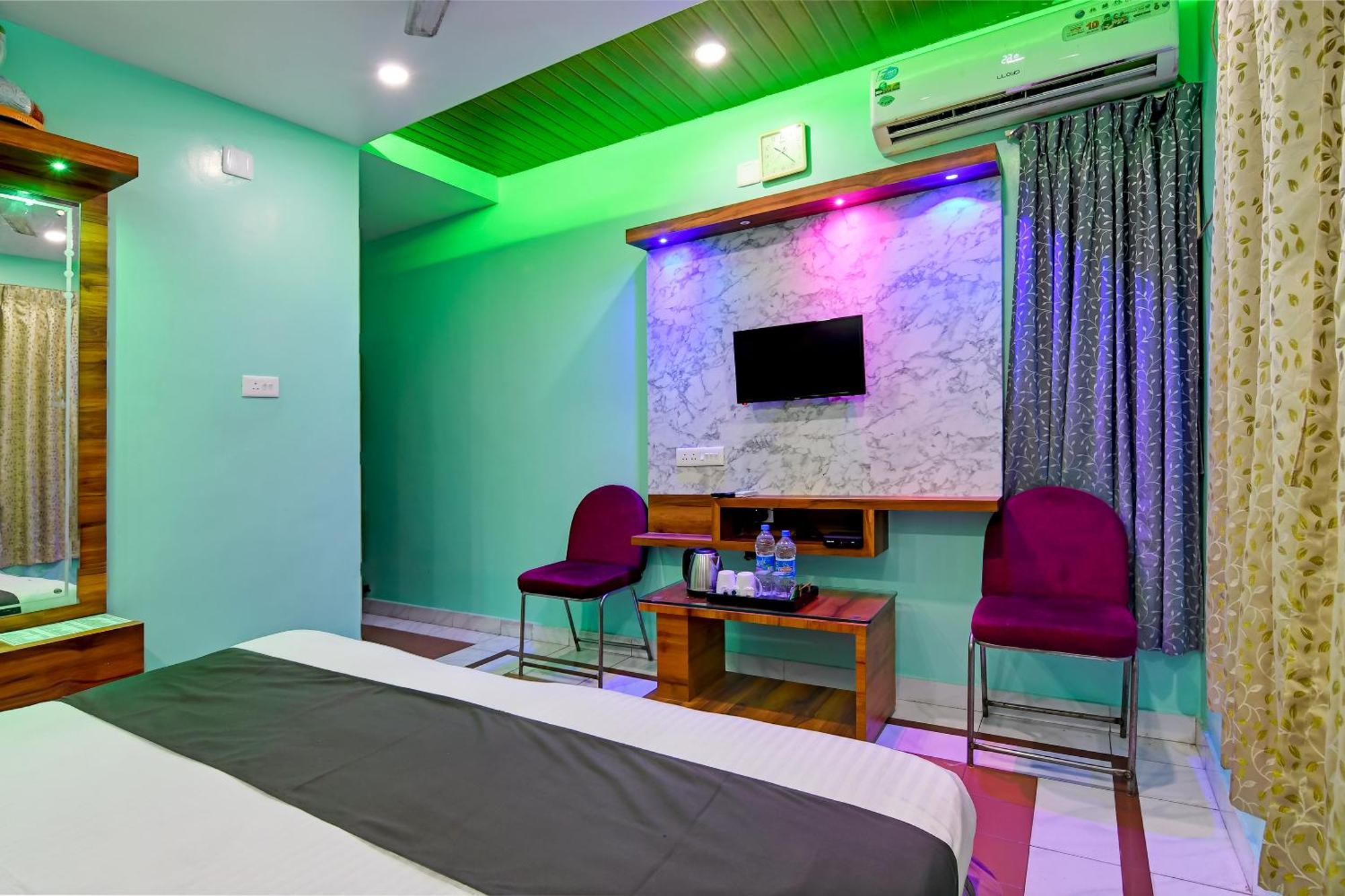 Hotel Ashray Puri Ngoại thất bức ảnh